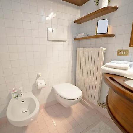 Deluxe Isola Di Mezzo Apartament Treviso